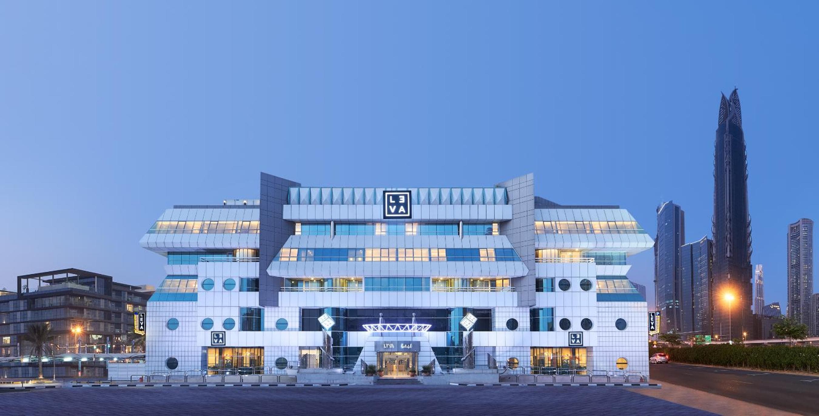 Leva Hotel and Suites, Opposite Downtown