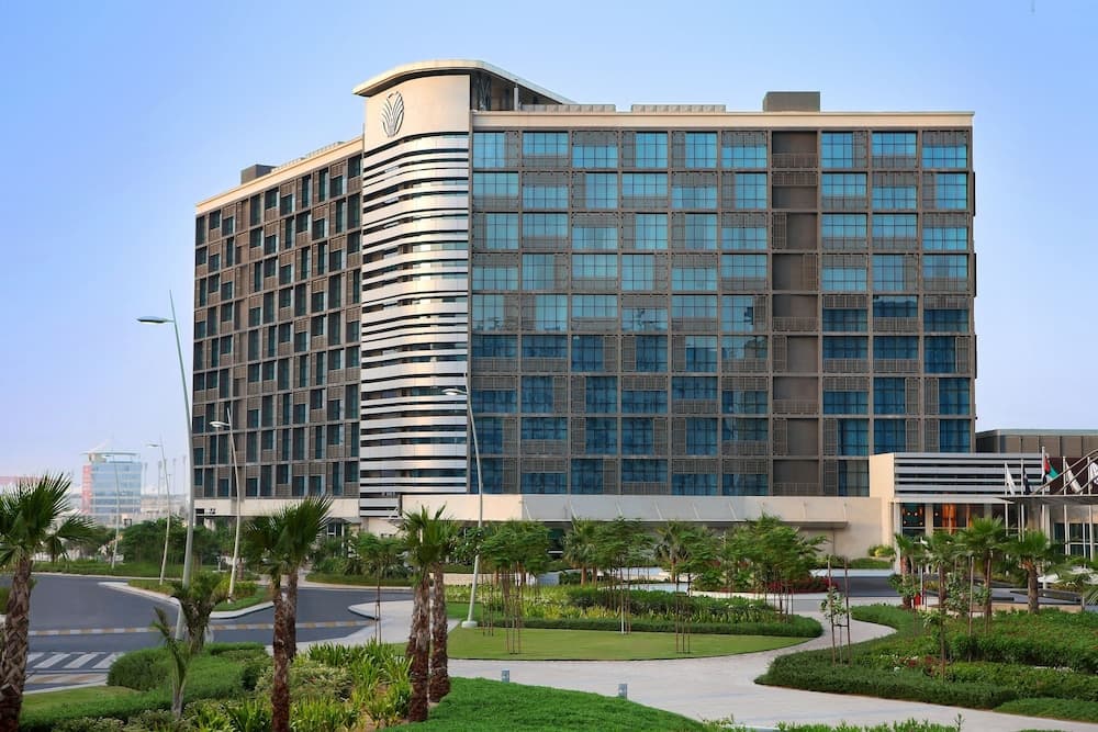 Yas Plaza Marina