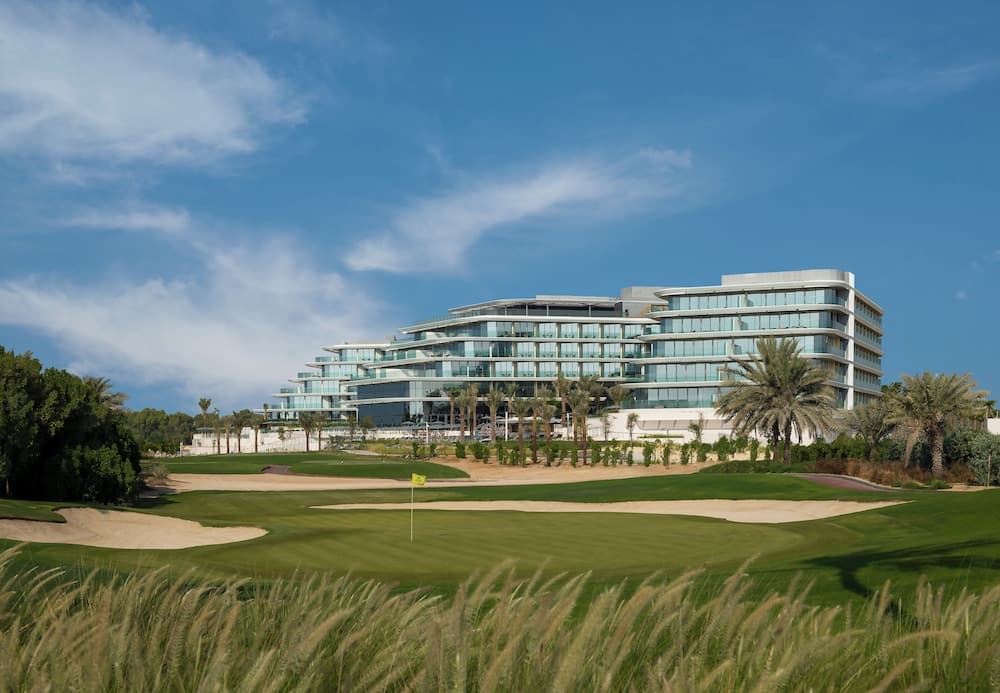 JA Lake View Hotel, Dubai